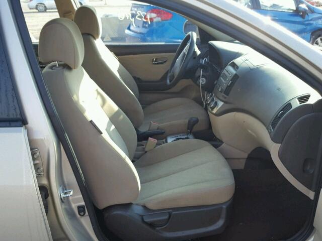 KMHDU4AD2AU843511 - 2010 HYUNDAI ELANTRA BL TAN photo 5