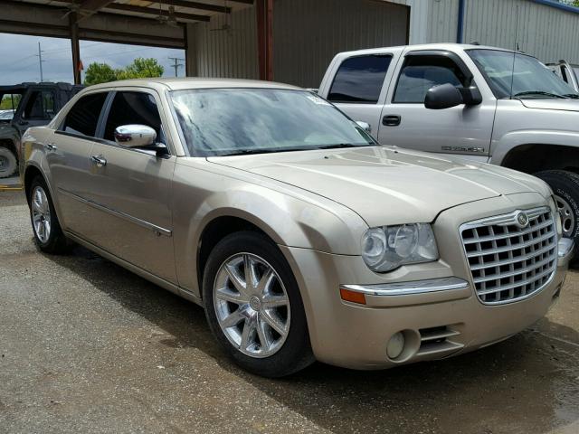 2C3KA63HX8H334980 - 2008 CHRYSLER 300C GOLD photo 1