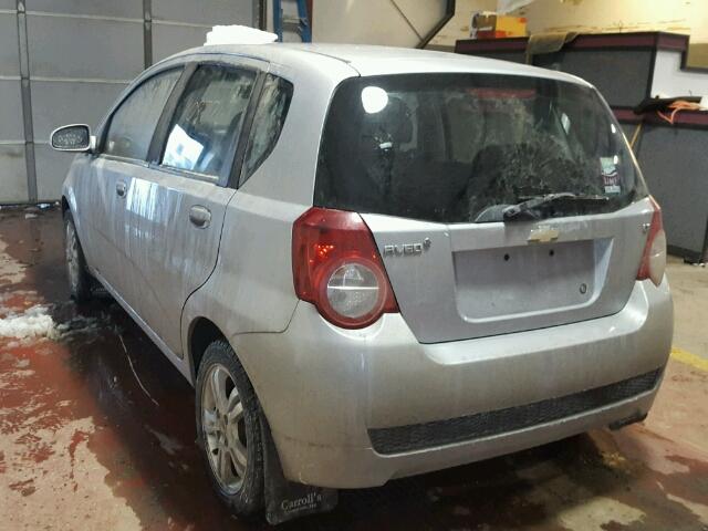 KL1TD66E49B671266 - 2009 CHEVROLET AVEO LS SILVER photo 3