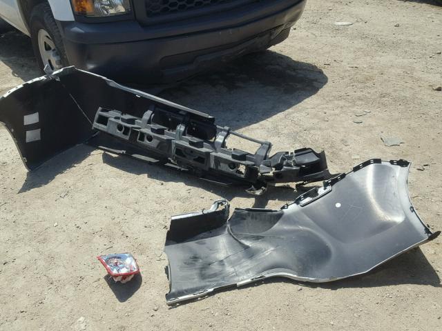 1G1ZC5E18BF360333 - 2011 CHEVROLET MALIBU 1LT SILVER photo 9