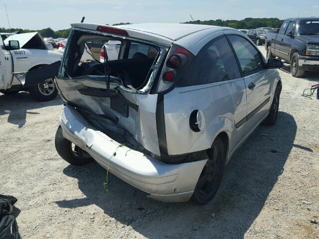 3FAFP31393R184493 - 2003 FORD FOCUS ZX3 GRAY photo 4