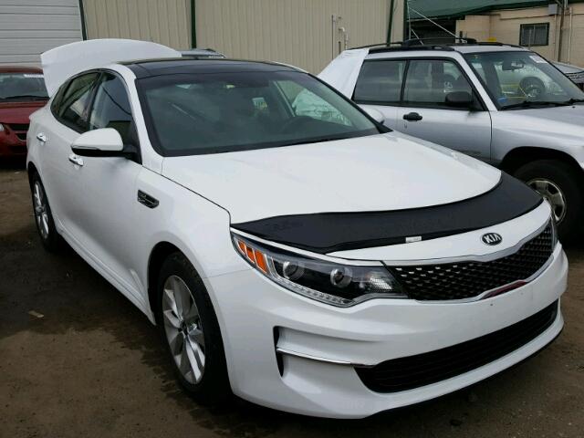 5XXGU4L3XHG171722 - 2017 KIA OPTIMA WHITE photo 1