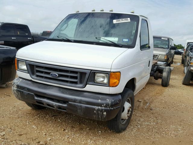 1FDXE45S86HA41564 - 2006 FORD ECONOLIN WHITE photo 2