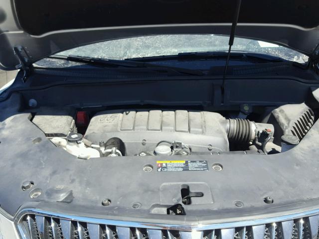 5GAKVBKD8GJ283145 - 2016 BUICK ENCLAVE SILVER photo 7