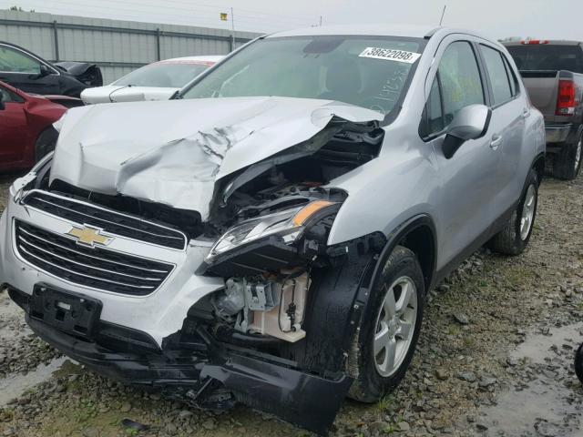 KL7CJNSBXGB599927 - 2016 CHEVROLET TRAX LS GRAY photo 2