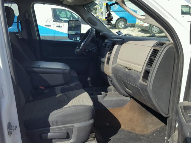 3C6UD5HL7CG337516 - 2012 DODGE RAM 2500 S WHITE photo 5