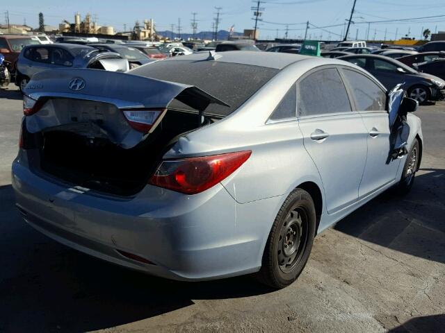 5NPEB4AC4CH330067 - 2012 HYUNDAI SONATA GLS BLUE photo 4