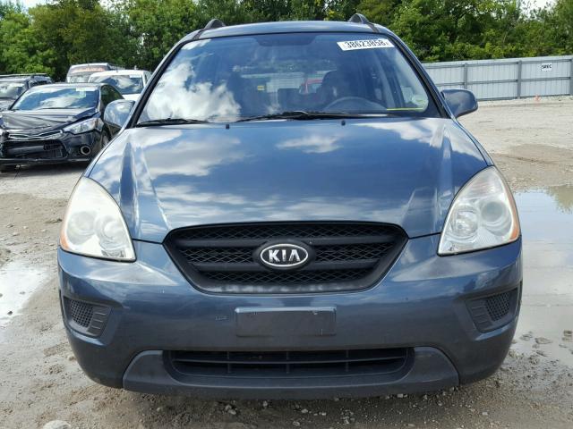 KNAFG528997227744 - 2009 KIA RONDO BASE BLUE photo 9