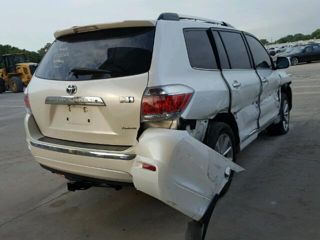 JTEDC3EH1D2015315 - 2013 TOYOTA HIGHLANDER WHITE photo 4