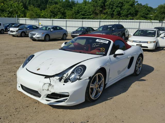 WP0CA2A89DS113885 - 2013 PORSCHE BOXSTER WHITE photo 2