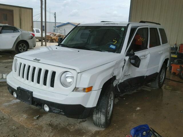 1C4NJPBA2ED731482 - 2014 JEEP PATRIOT SP WHITE photo 2