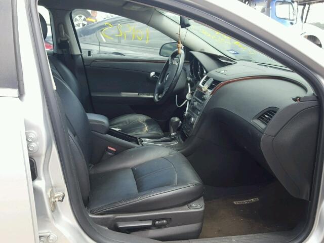 1G1ZE5E05CF270530 - 2012 CHEVROLET MALIBU LTZ 银色 照片 5