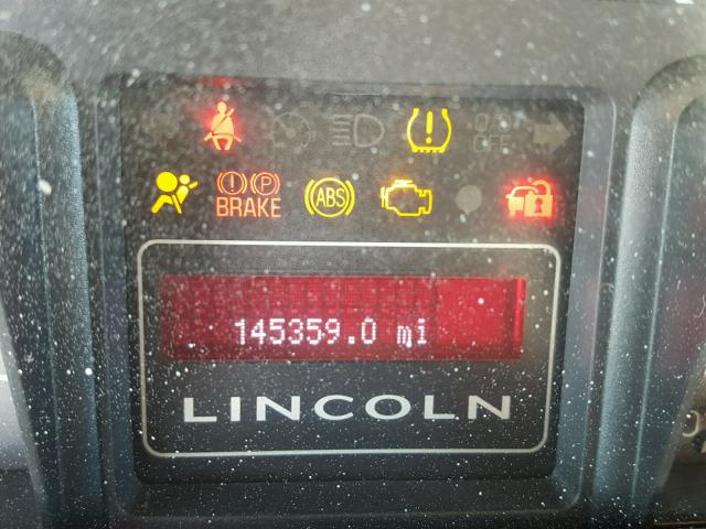 5LMFU27547LJ07792 - 2007 LINCOLN NAVIGATOR BLACK photo 8