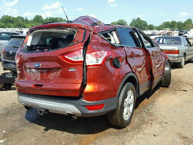 1FMCU9G91GUB86768 - 2016 FORD ESCAPE RED photo 4