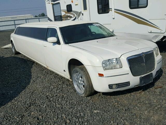 2C3KA53G96H206275 - 2006 CHRYSLER 300 WHITE photo 1