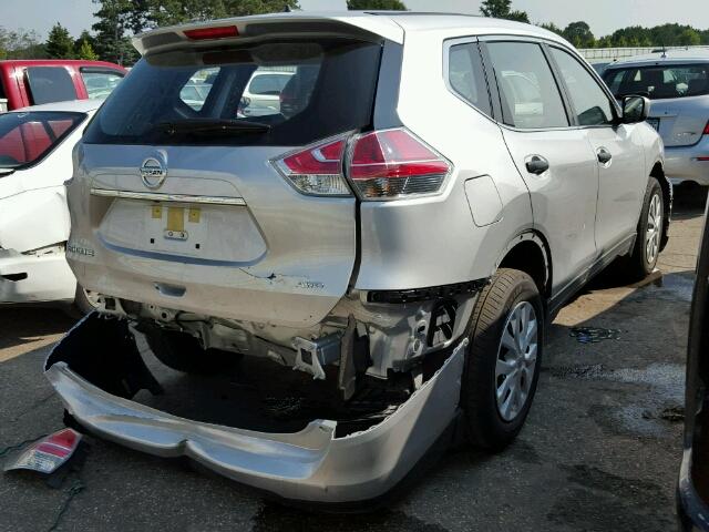 JN8AT2MV0GW146049 - 2016 NISSAN ROGUE S SILVER photo 4