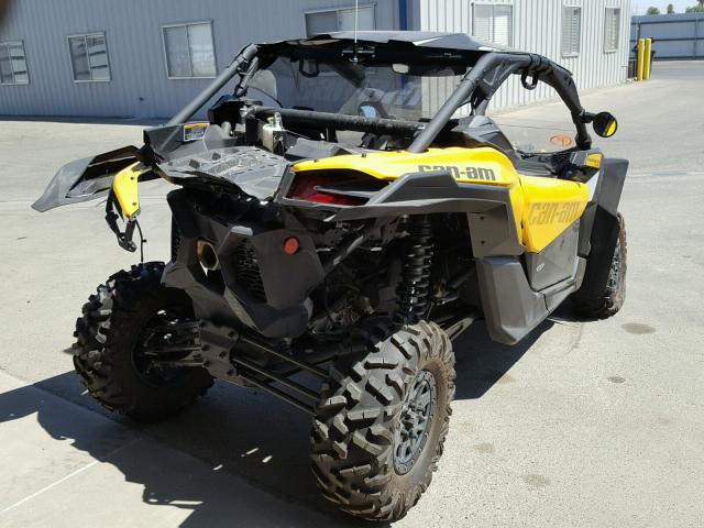 3JBVDAW23HK001756 - 2017 CAN-AM MAVERICK X TWO TONE photo 4