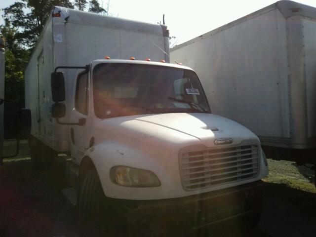 1FVACWCT94HM47801 - 2004 FREIGHTLINER M2 106 MED WHITE photo 1