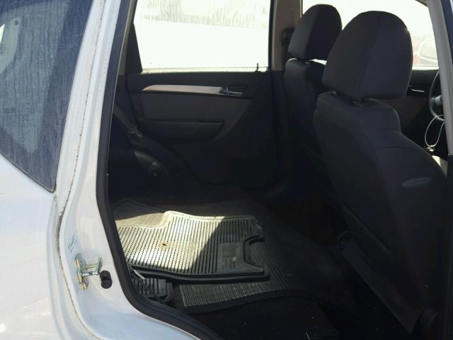 KL1TD6DE3AB049426 - 2010 CHEVROLET AVEO LS WHITE photo 6