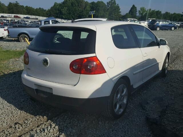 WVWFV71K08W231512 - 2008 VOLKSWAGEN GTI WHITE photo 4