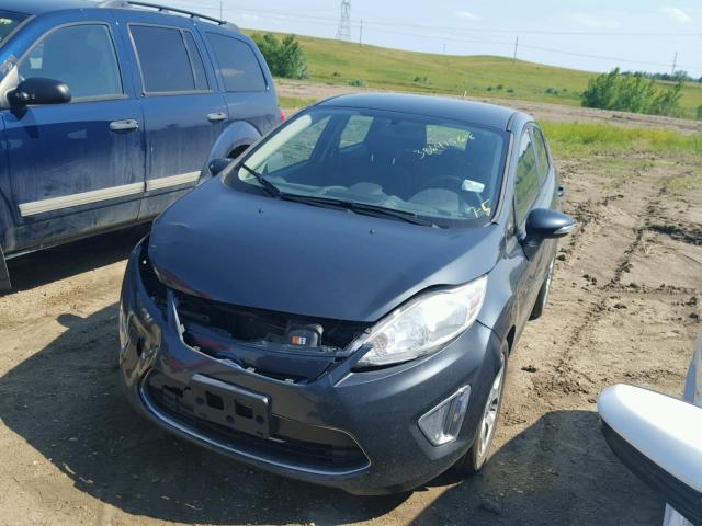 3FADP4FJ7BM186436 - 2011 FORD FIESTA SES GRAY photo 2