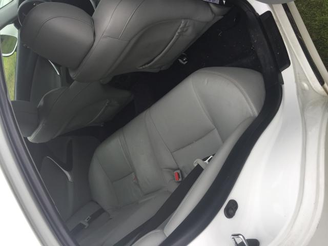 JTHBK262585506060 - 2008 LEXUS IS 250 WHITE photo 6