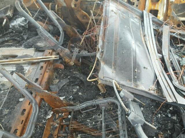 5LMPU28A6XLJ16607 - 1999 LINCOLN NAVIGATOR BLACK photo 6