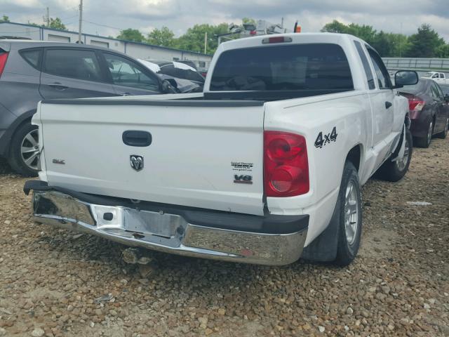 1D7HW42NX6S589823 - 2006 DODGE DAKOTA SLT WHITE photo 4