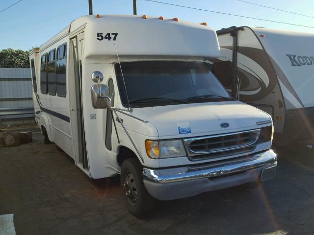 1FDXE45SXYHA80787 - 2000 FORD E450 SUP D WHITE photo 1