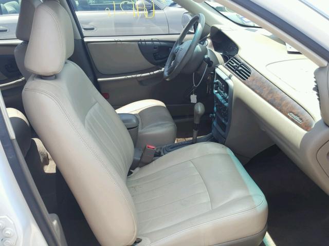 1G1NE52M9X6250678 - 1999 CHEVROLET MALIBU LS თეთრი ფოტო 5