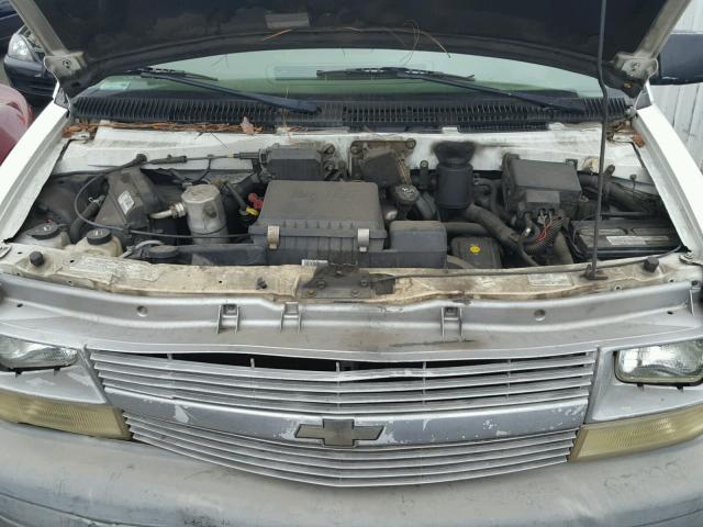 1GCDM19X25B111804 - 2005 CHEVROLET ASTRO WHITE photo 7