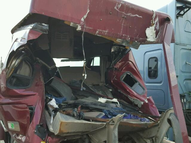 3AKJGLBG7HSHW5860 - 2017 FREIGHTLINER CASCADIA 1 MAROON photo 9