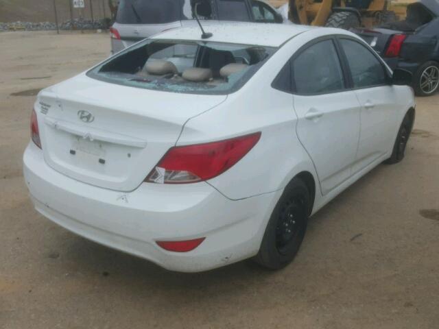 KMHCT4AE6GU945815 - 2016 HYUNDAI ACCENT SE WHITE photo 4