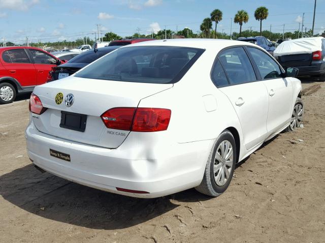3VW2K7AJ8EM234942 - 2014 VOLKSWAGEN JETTA BASE Սպիտակ լուսանկար 4
