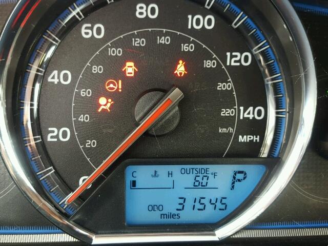 JTMDFREV5FD168324 - 2015 TOYOTA RAV4 银色 照片 8