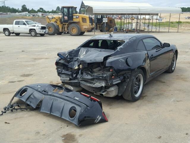 2G1FE1EDXB9210006 - 2011 CHEVROLET CAMARO BLACK photo 4
