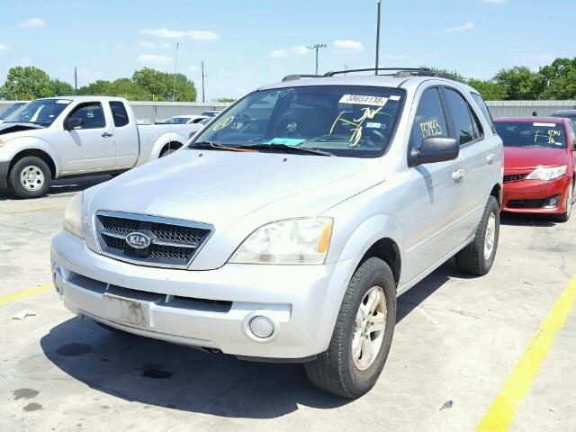 KNDJD733355466670 - 2005 KIA SORENTO SILVER photo 2