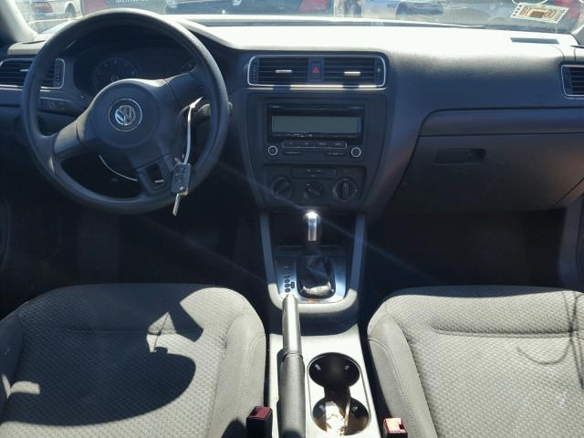 3VW2K7AJ3BM330344 - 2011 VOLKSWAGEN JETTA BASE 蓝色 照片 9