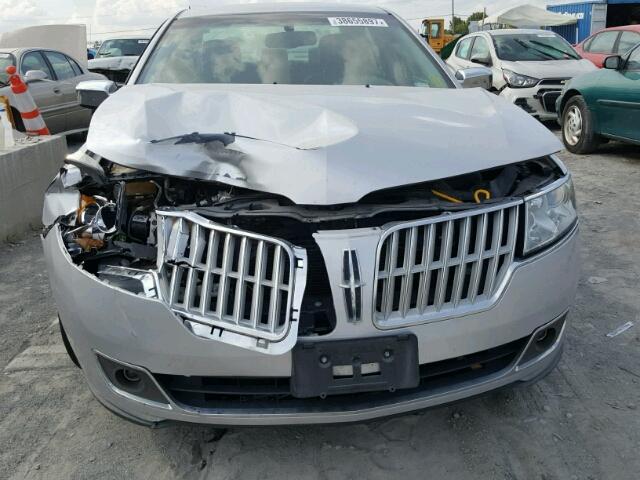 3LNHL2GC3AR647639 - 2010 LINCOLN MKZ Արծաթագույն լուսանկար 7