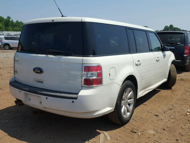 2FMDK51C09BA06180 - 2009 FORD FLEX SE WHITE photo 4