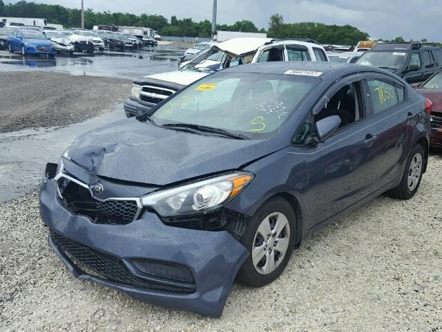 KNAFX4A65F5403643 - 2015 KIA FORTE LX BLUE photo 2