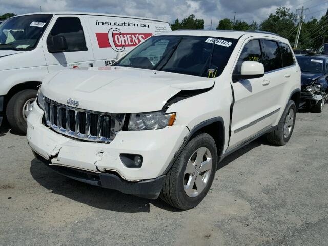 1J4RS4GG0BC537457 - 2011 JEEP GRAND CHER WHITE photo 2