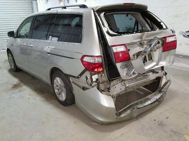 5FNRL38856B005182 - 2006 HONDA ODYSSEY TO SILVER photo 3