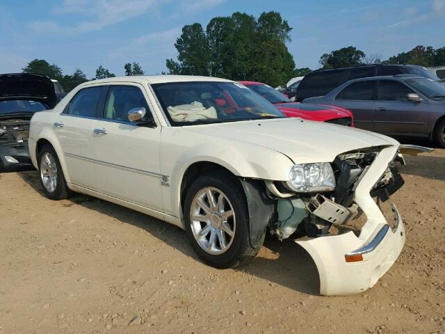 2C3LA63H66H279316 - 2006 CHRYSLER 300C WHITE photo 1