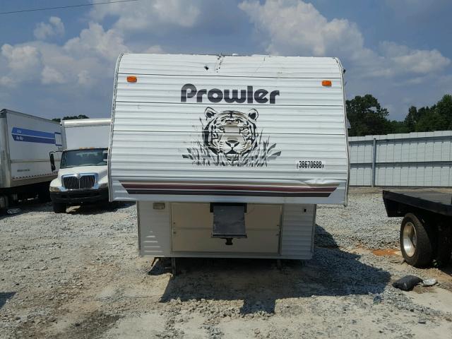 1EC5B292742808317 - 2004 FLEETWOOD PROWLER  WHITE photo 2