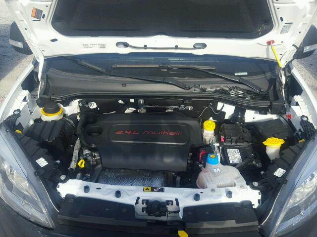 ZFBERFAB1H6E00940 - 2017 RAM PROMASTER 白色 照片 7