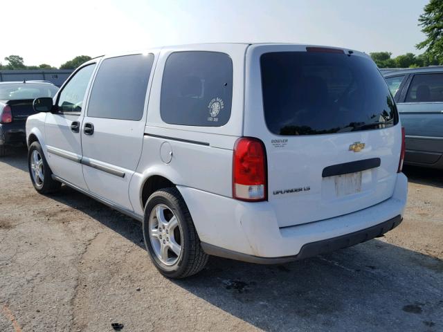 1GNDV23108D170258 - 2008 CHEVROLET UPLANDER L WHITE photo 3