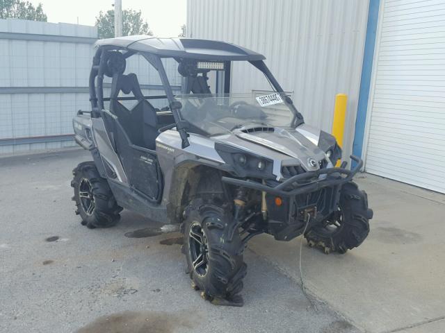 3JBKKXP10EJ000017 - 2014 CAN-AM COMMANDER SILVER photo 1