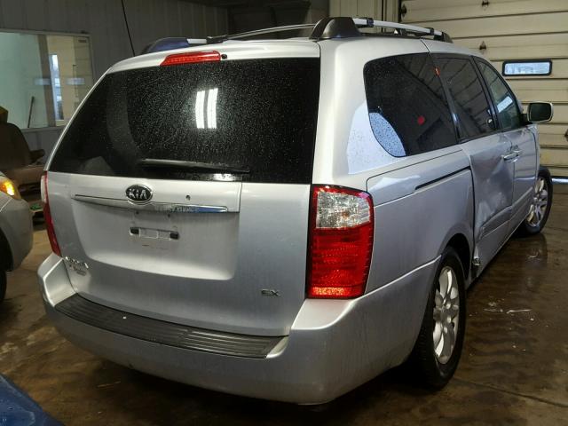 KNDMB233276182966 - 2007 KIA SEDONA EX SILVER photo 4