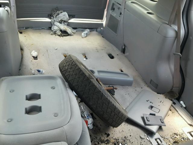 1GNDV23W78D201159 - 2008 CHEVROLET UPLANDER L 银色 照片 6